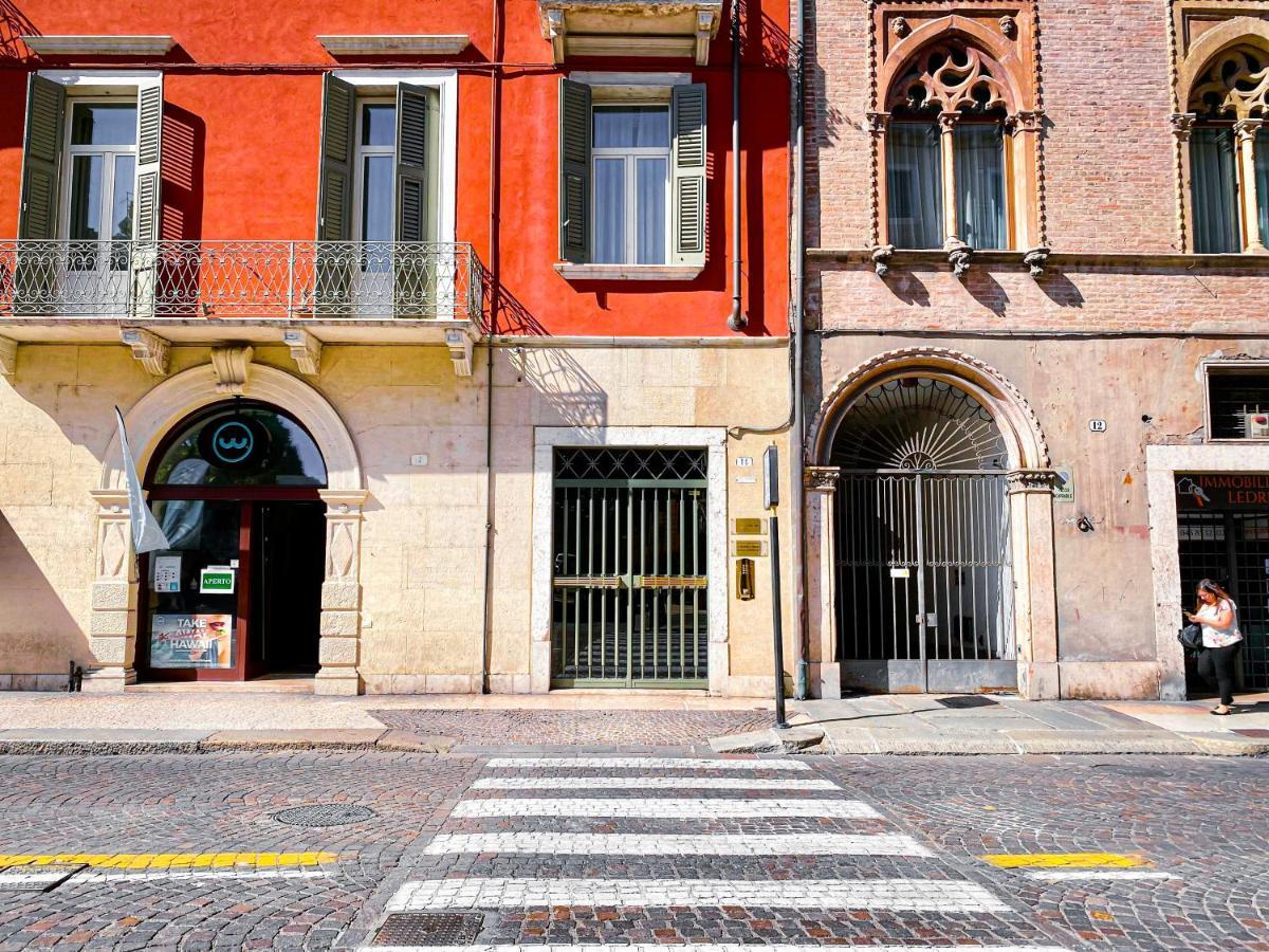 Tra Piazza Erbe E Piazza Bra Raffinata Maison Hotel Verona Eksteriør billede
